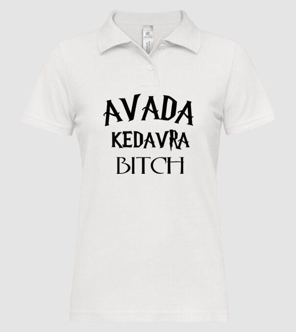  minta fehér pólón