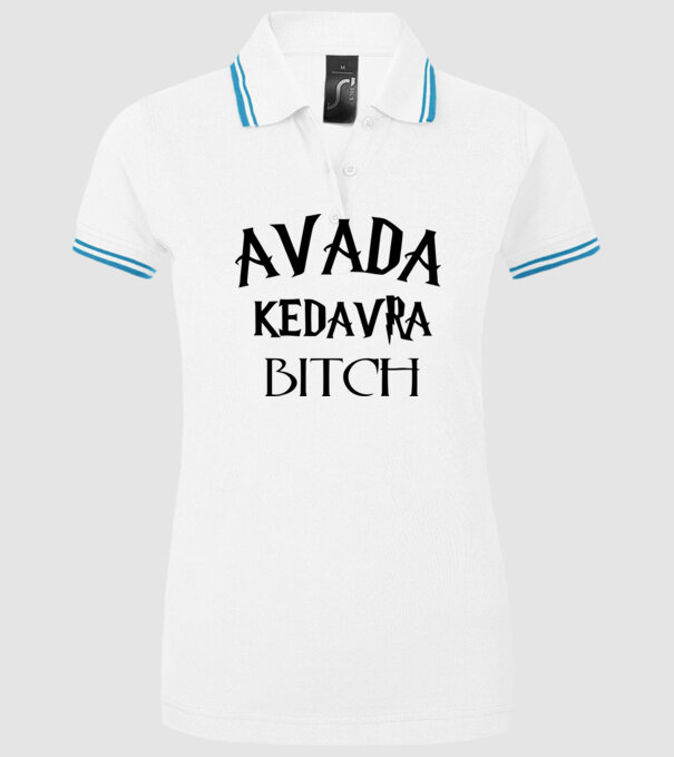  minta fehér pólón